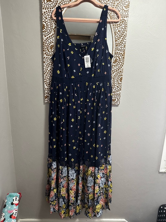 torrid Dresses & Skirts - Torrid Navy Floral Tiered Maxi Dress